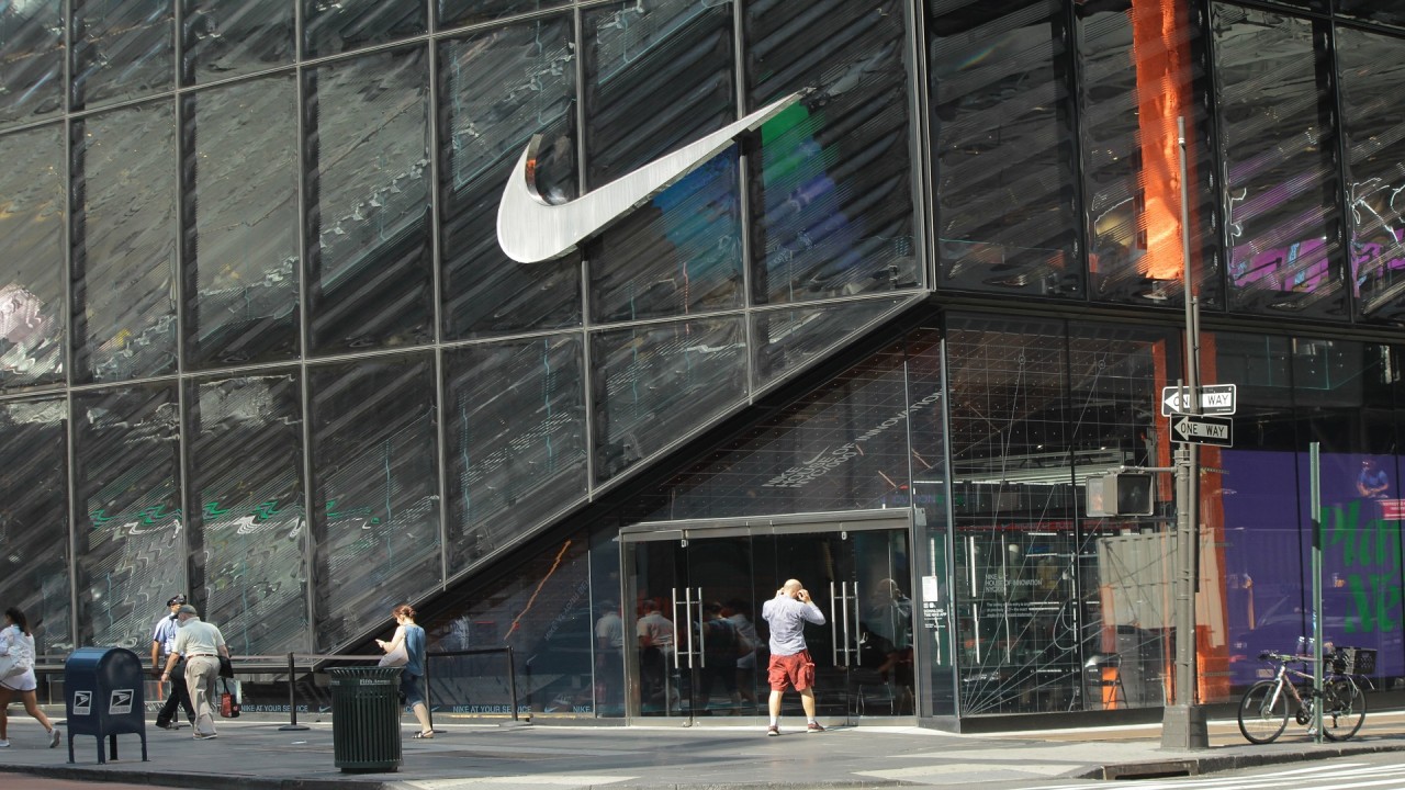 Belajar dari Pengalaman Nike: Data Sebagai Penunjang, Bukan Penentu Utama