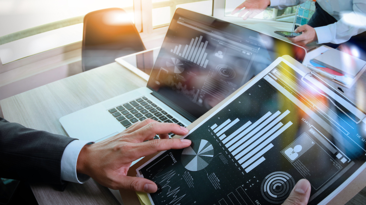 Perang Bisnis Dimenangkan dengan Data, Bukan Asumsi