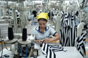 Mengelola Risiko Bisnis: Pelajaran Bisnis dari Gulung Tikar Sritex. (Foto: Ilustrasi)